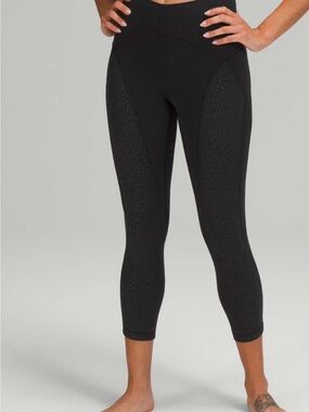 Lululemon Nulu High-Rise Black 23” leggings - like align with side mesh